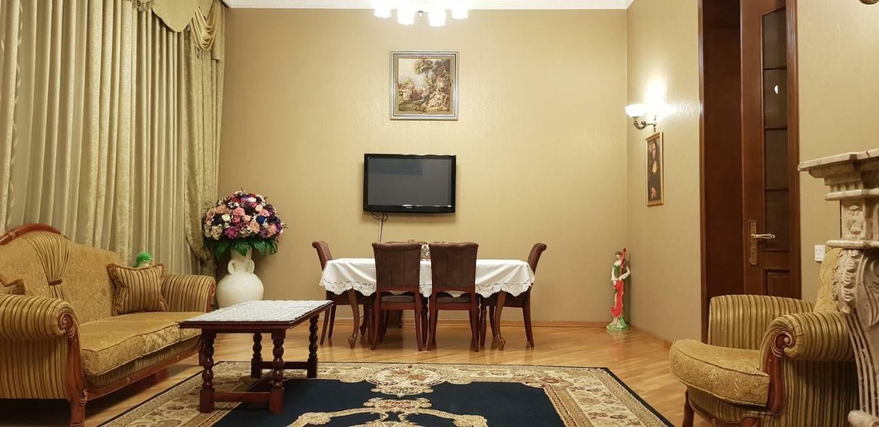 Gulluoglu Royal Suite Luxury Apartment Baku Exterior photo